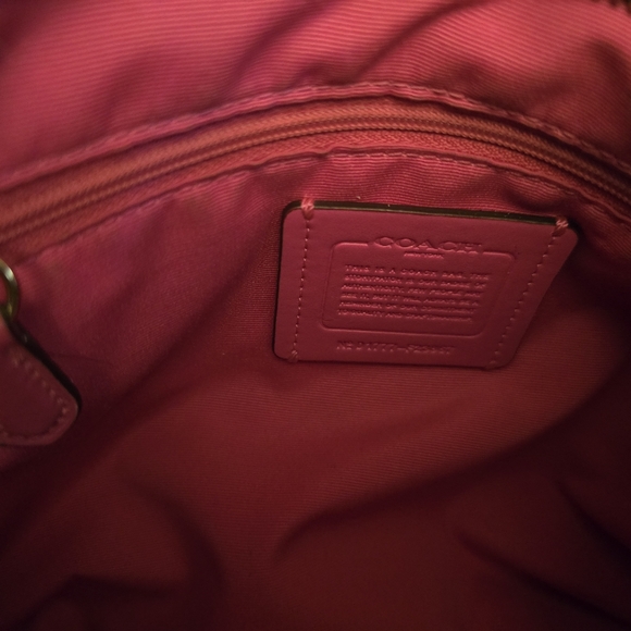 Authentic Coach purse in EUC - Picture 8 of 16
